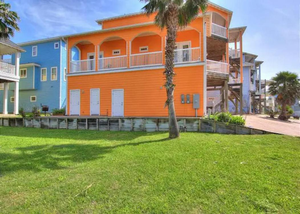7 Bedroom Home Steps To The Beach With 4 Patios And Pool! Sleeps 20 Порт-Аранзас Экстерьер фото